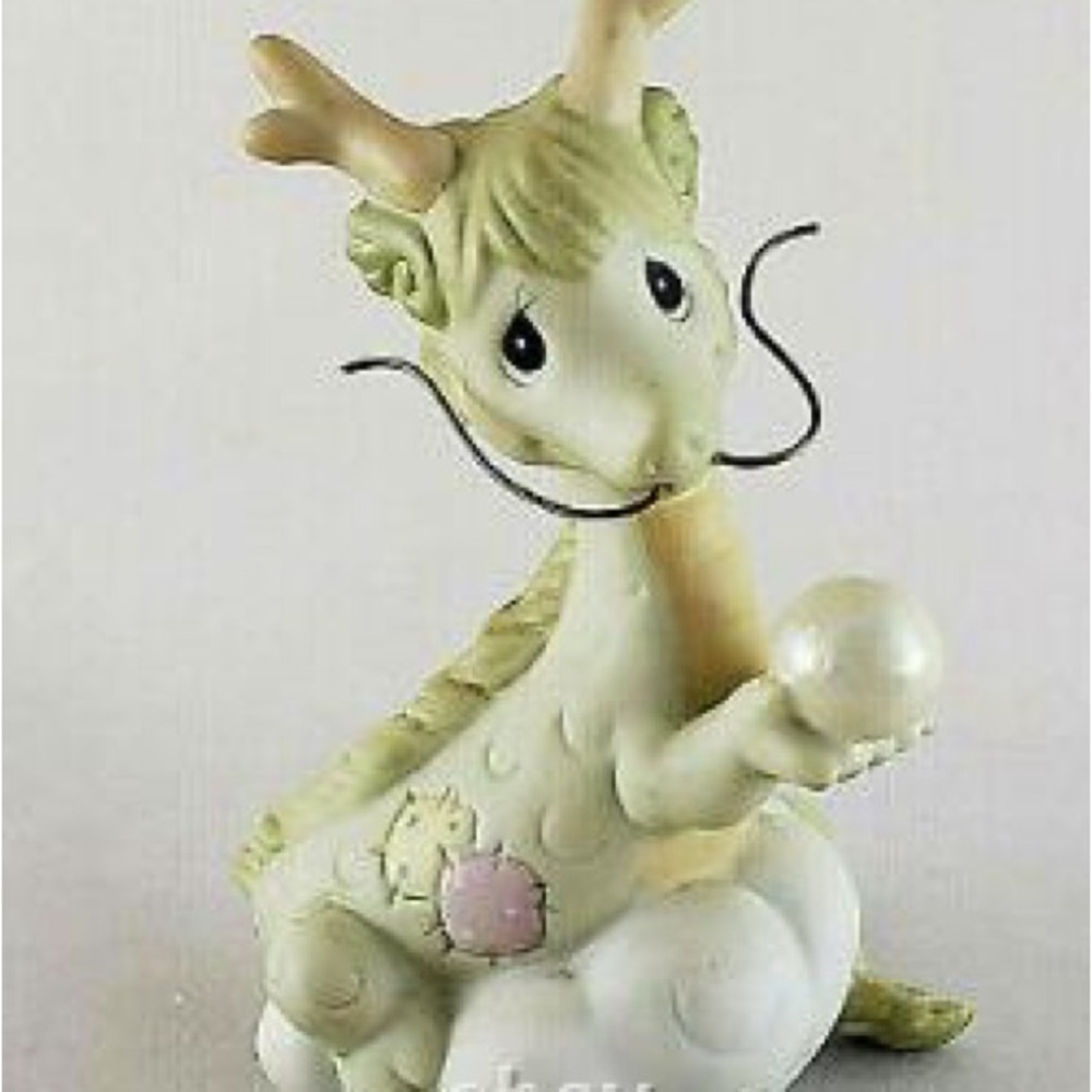 1999 Precious Moments Good Fortune Figurine